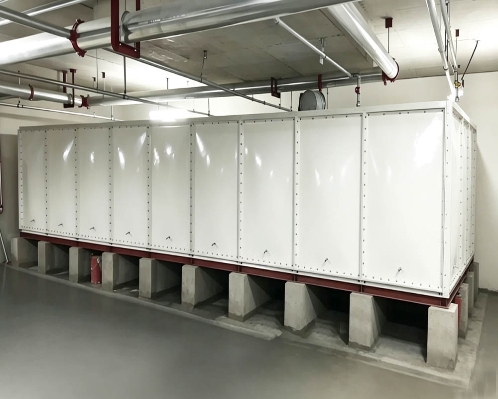Hot-Pressed GRP:SMC Panels Water Tank